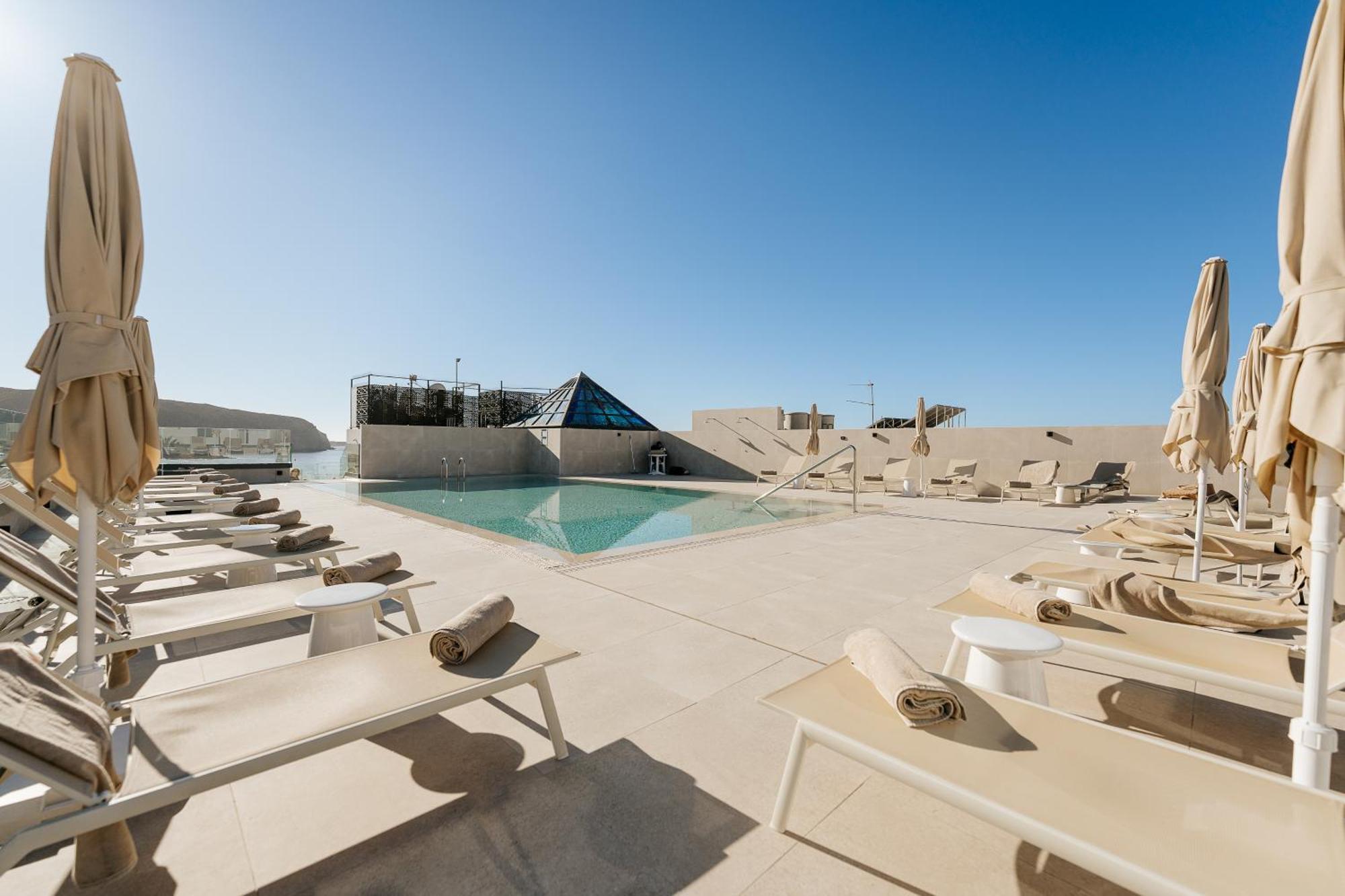 Hotel Reveron Plaza Los Cristianos  Exterior photo